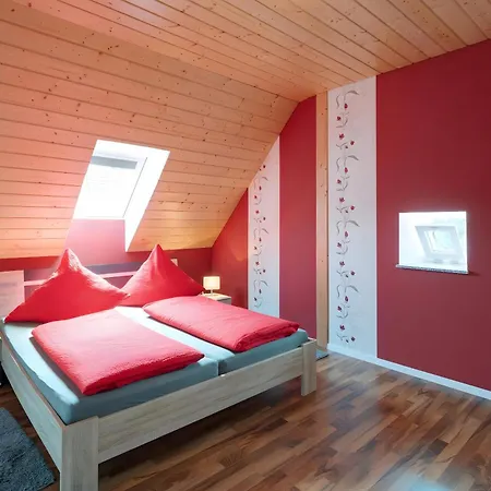 Hof In L I E B E S D O R F - Akelei Gerabronn