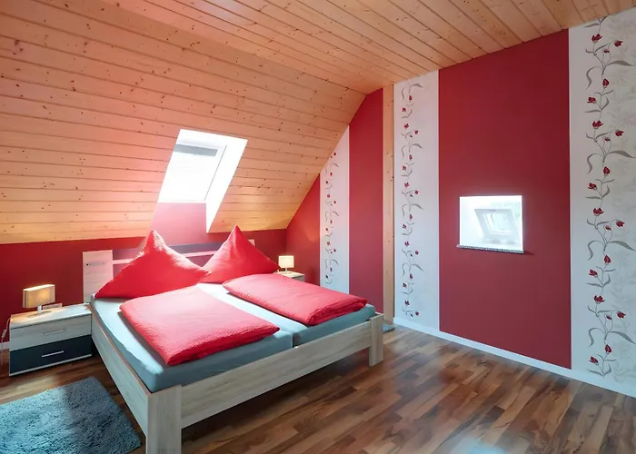 Hof In L I E B E S D O R F - Akelei Gerabronn